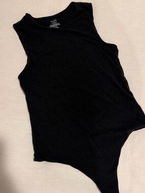 Nuuds Black Sleeveless Snap Bodysuit
